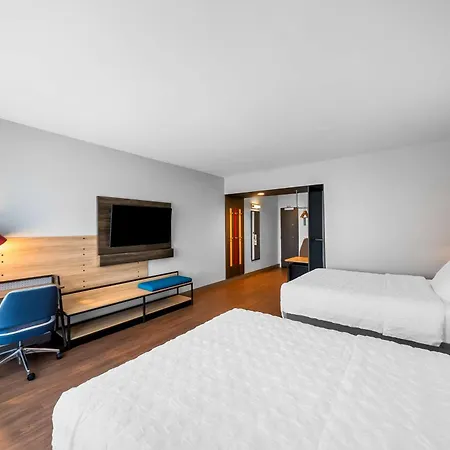 Tru By Hilton Plano Hwy 75 Hotel Exterior photo